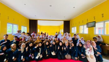 Mahasiswa KKN IAIN SAS Babel Gelar Sosialisasi “Stop Bullying” di SDN 13 Kurau Timur