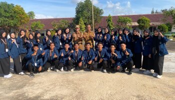 Mahasiswa KKN IAIN SAS Babel Ikut Serta Dalam Kegiatan MPLS SMKS Handayani Manggar