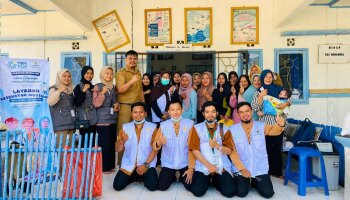Mahasiswa KKN IAIN SAS Babel Kelompok 22 Turut Berkontribusi dalam Program Layanan Kesehatan di Dusun Sadap, Desa Perlang