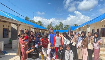Mahasiswa KKN IAIN SAS Babel Turut Serta Berpartisapasi dalam Peresmian Perumahan dan Program Jumat Berkah Desa Kurau Barat