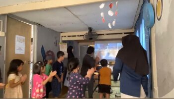 Mahasiswa KKN Internasional IAIN SAS Babel dan UIN Jakarta Kenalkan Tarian Sambut Dan Saman