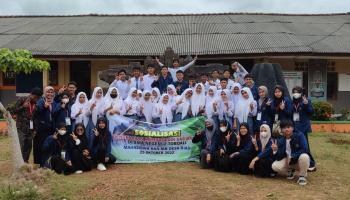 Mahasiswa KKN-MB Lakukan Sosialisasi di SMAN 2 Toboali Tentang Pengenalan Dunia Kampus