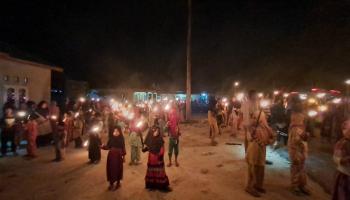 Semarakkan Peringatan Maulid Nabi, Mahasiswa KKN-MB IAIN SAS Babel Gelar Pawai Obor di Desa Penutuk