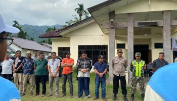 Mahasiswa KKN Melayu Serumpun Disambut Antusiasme oleh Camat dan Masyarakat