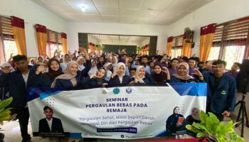 Mahasiswa PPL IAIN SAS Babel Sukses Gelar Seminar Pergaulan Bebas di SMPN 2 Merawang