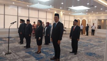Menteri Agama RI Resmi Lantik Prof. Dr. H. Janawi, M.Ag Rektor IAIN SAS Babel Masa Bakti 2026-2030