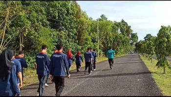 Jum’at Sehat, Pengadilan Agama Bangka Barat laksanakan Jalan Santai Bersama Mahasiswa PKL