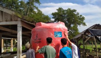 Wujudkan Pasar Bersih dan Nyaman, Mahasiswa KKN IAIN SAS Babel Gelar Kerja Bakti