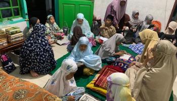 Peduli Anak-Anak TPQ, Mahasiswa KKN Membantu Mengajar Ngaji