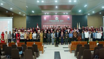 Pascasarjana IAIN SAS Babel Gelar Yudisium XIII, 49 Mahasiswa Raih Gelar Magister