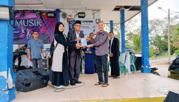 Penguatan Tradisi Lisan Budaya Melayu Bangka Belitung Dosen IAIN SAS Babel Bersama Wakil Bupati Bangka Barat H. Yus Derahman Launching Buku Pantun Negeri Sejiran Setason: Mengenang Atok Kampong