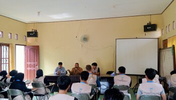 Perangkat Desa Burong Mandi Sambut Baik Mahasiswa KKN IAIN SAS Bangka Belitung