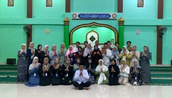 Peringati Tahun Baru Islam 1446 H, Mahasiswa KKN IAIN SAS Babel Undang Ustadz Heru Purnomo Hasido