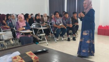 Perkuat Kompetensi Mahasiswa, IAIN SAS Babel Gelar Visiting Lecture Kolaboratif di IAIN Parepare