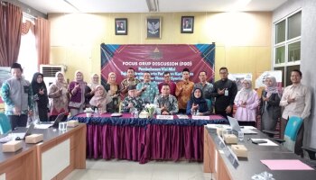 Prodi Magister Ekonomi Syariah Gelar FGD Visi Misi dan Kurikulum dengan Stakeholder