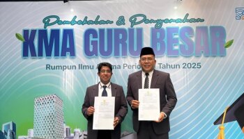 Rektor dan Satu Dosen IAIN SAS Babel Resmi Terima SK Guru Besar dari Kementerian Agama