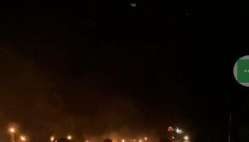 Sambut 1 Muharram, Mahasiswa KKN  IAIN SAS Babel Desa Cendil Adakan Pawai Obor