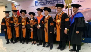 Tenaga Kependidikan IAIN SAS Bangka Belitung Raih Doktor Terapan Administrasi Pembangunan Negara di Politeknik STIA LAN Jakarta