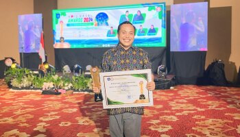 Terima Penghargaan KPID AWARDS,  Safril Dosen KPI IAIN SAS Babel Ajak Anak-Anak Cinta Al-Qur’an