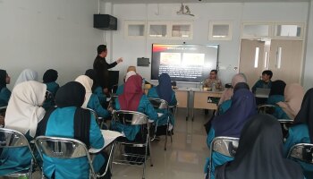 Tiga Dosen Fakultas Tarbiyah IAIN SAS Babel Lakukan Guest Lecturer