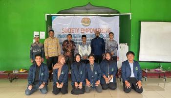 TIM PKM Dosen Prodi HES di Pondok Pesantren  Madinatul Ilmi Bangka Barat