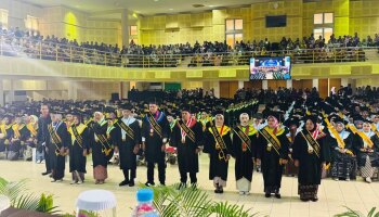 UIN Sunan Kalijaga Gelar Wisuda, Dosen IAIN SAS Raih Predikat Wisudawan Terbaik dan Tercepat