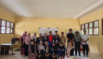 UKM PIK-R IAIN SAS Bangka Belitung Sosialisasi Tentang Pergaulan Bebas dan Narkoba di MTs An-Najah Payabenua