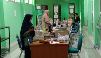 UPT Perpustakaan IAIN SAS Babel Laksanakan Stock Opname Koleksi Buku Teks