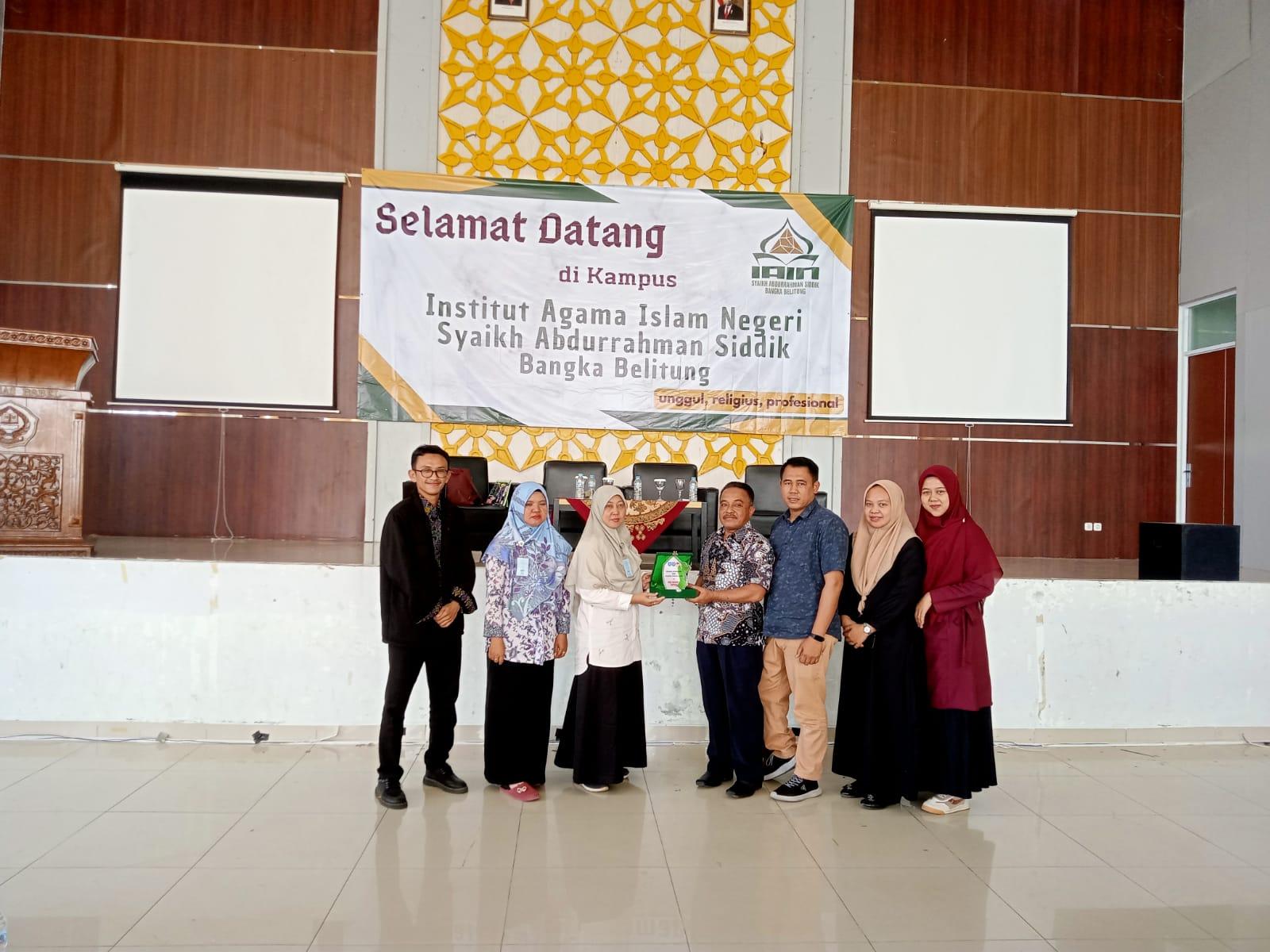 Studi Tour Kampus, Puluhan Siswa Pelajar SMAN 1 Payung Kunjungi Kampus IAIN SAS Babel