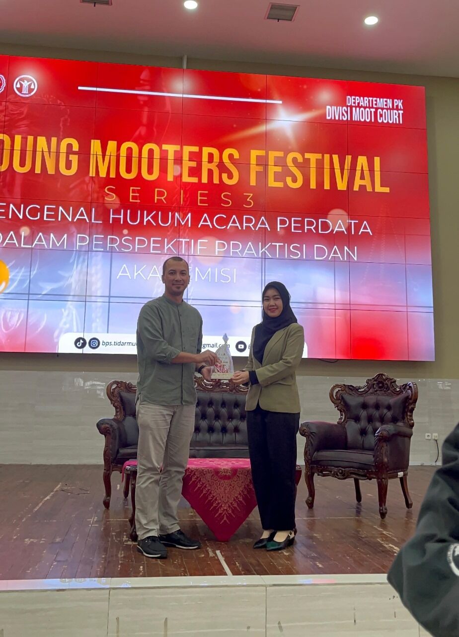 Tauratiya, Dosen Ilmu Hukum IAIN SAS Babel Sukses Jadi Pembicara Young Mooters Festival Series 3