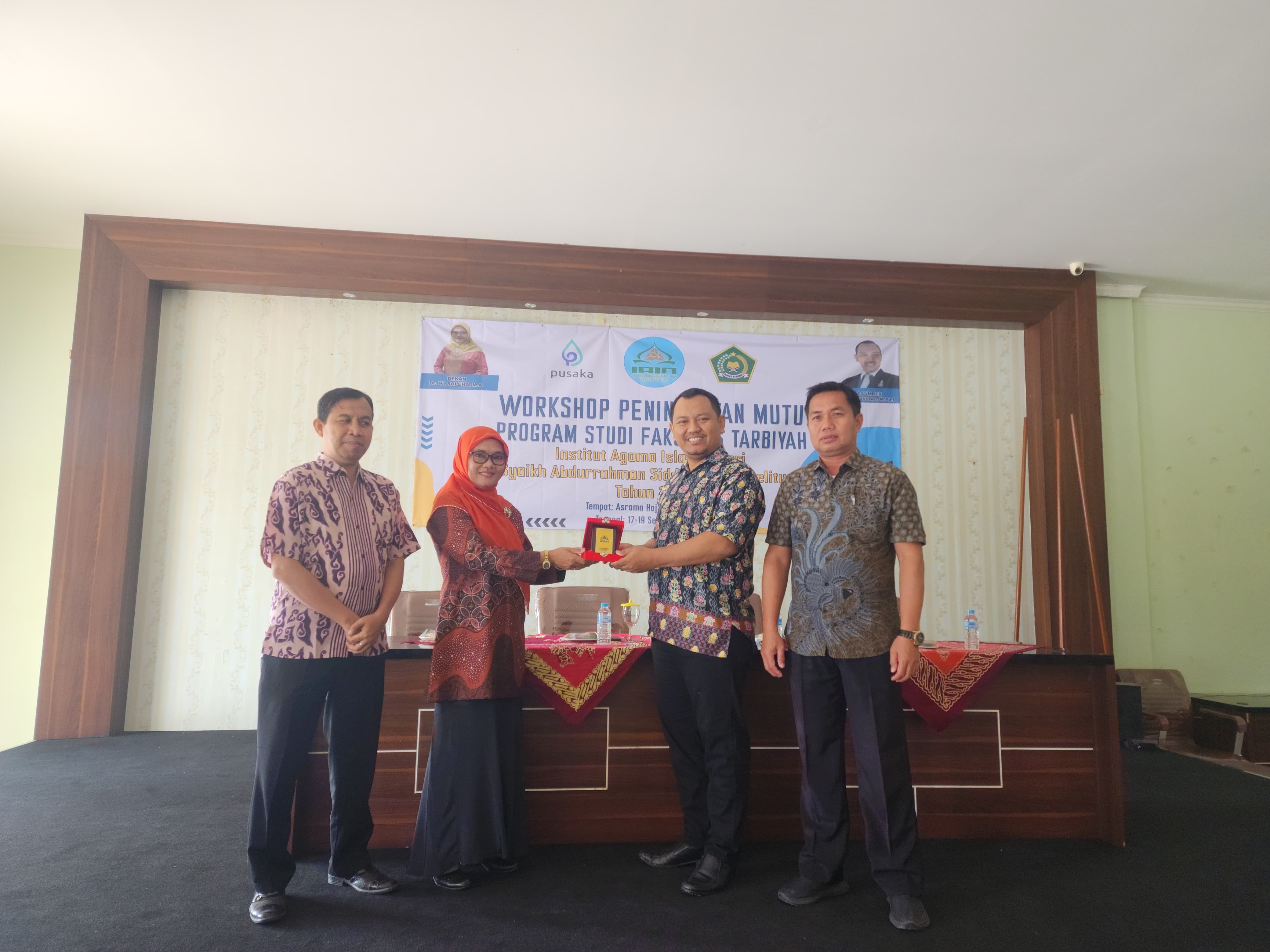 Tingkatkan Mutu Fakultas: Tarbiyah Adakan Workshop Untuk Seluruh Program Studi