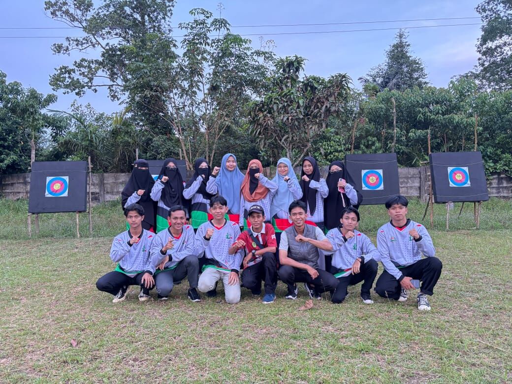 UKK SAS Archery IAIN SAS Babel Gelar Latihan Rutin, Kampus Pertama di Babel Miliki Organisasi Panahan