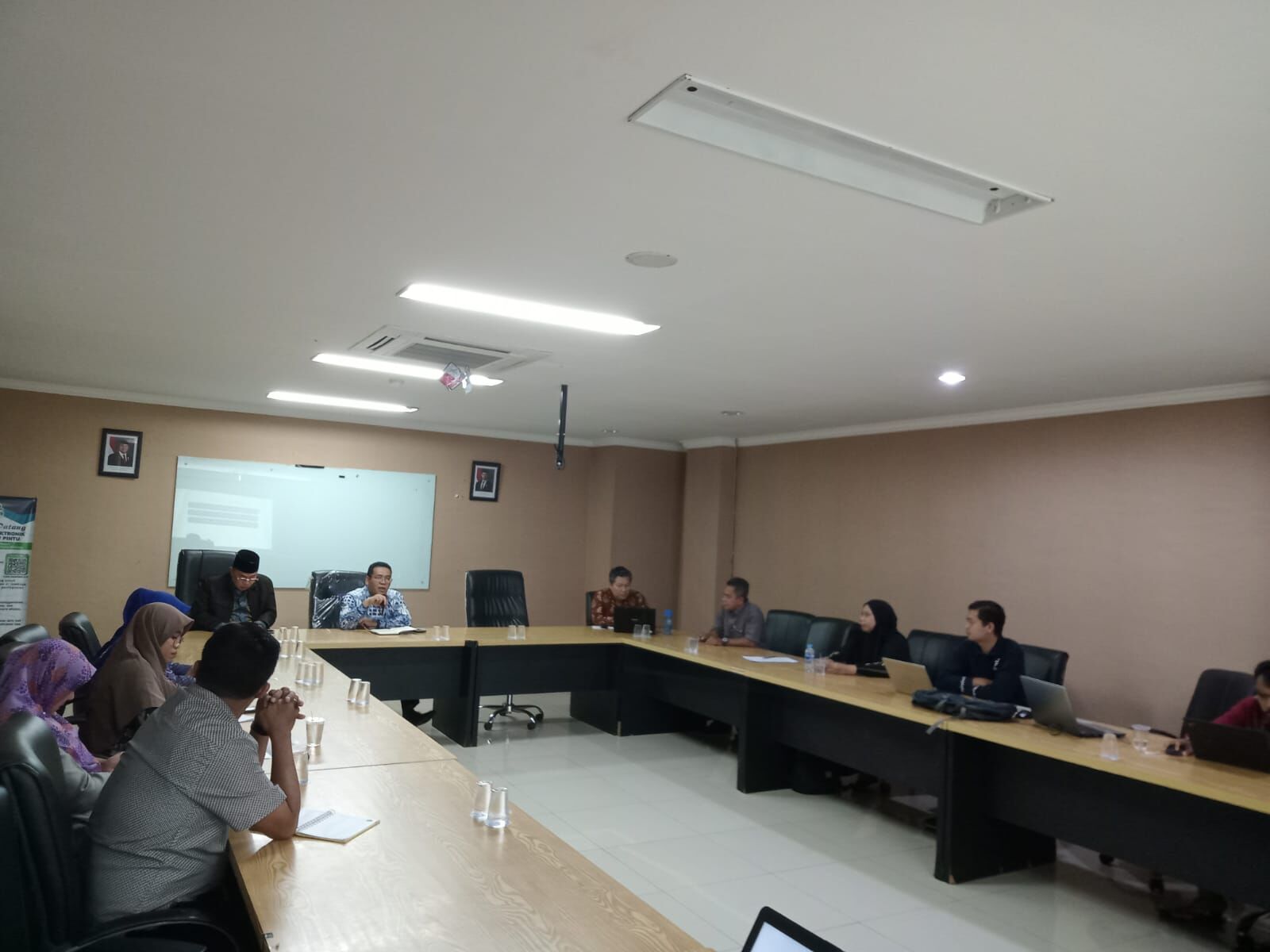 UPT TIPD IAIN SAS Babel Gelar Rapat Evaluasi Pengelolaan Website Fakultas, Prodi, Unit dan Lembaga