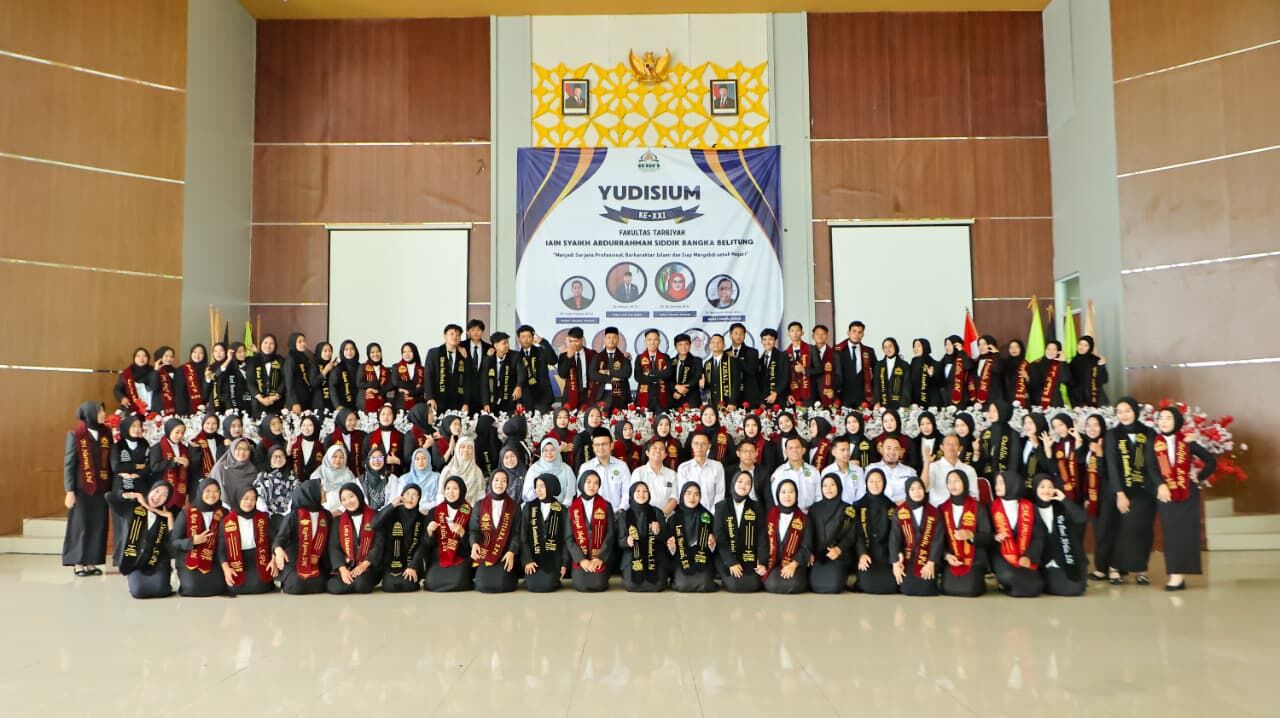 Yudisium Fakultas Tarbiyah ke-XXI IAIN SAS Bangka Belitung: Lahirkan 83 Sarjana Profesional, Berkarakter Islami, dan Siap Mengabdi untuk Negeri